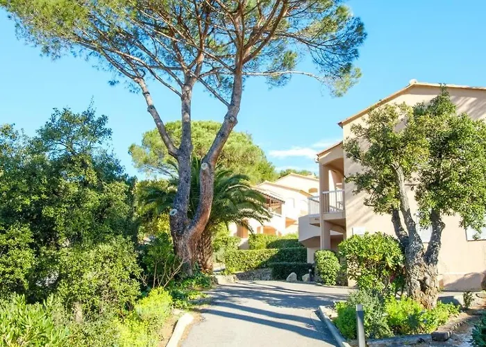 Lejlighed Bright With Sea View And Swimming Pool Sainte-Maxime