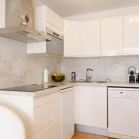 Bright With Sea View And Swimming Pool Apartman Sainte-Maxime