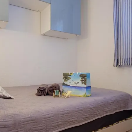 Bright With Sea View And Swimming Pool Apartment